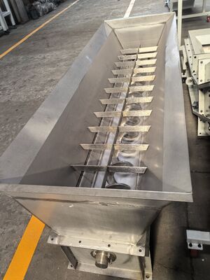 comprar Mezclador de tornillo de doble eje tipo SJ Transportadores de tornillo inclinados para tareas de mezcla uniforme de materiales online manufacture