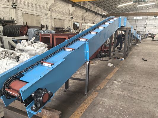 comprar Conveyor de raspador a motor elétrico Largura personalizada para manuseio de material a granel de mineração online manufacture
